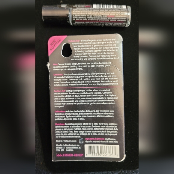 NIB! Secure Clothing & More! Fashion-Aid Better than clothing Or Boob tape! - Picture 2 of 2
